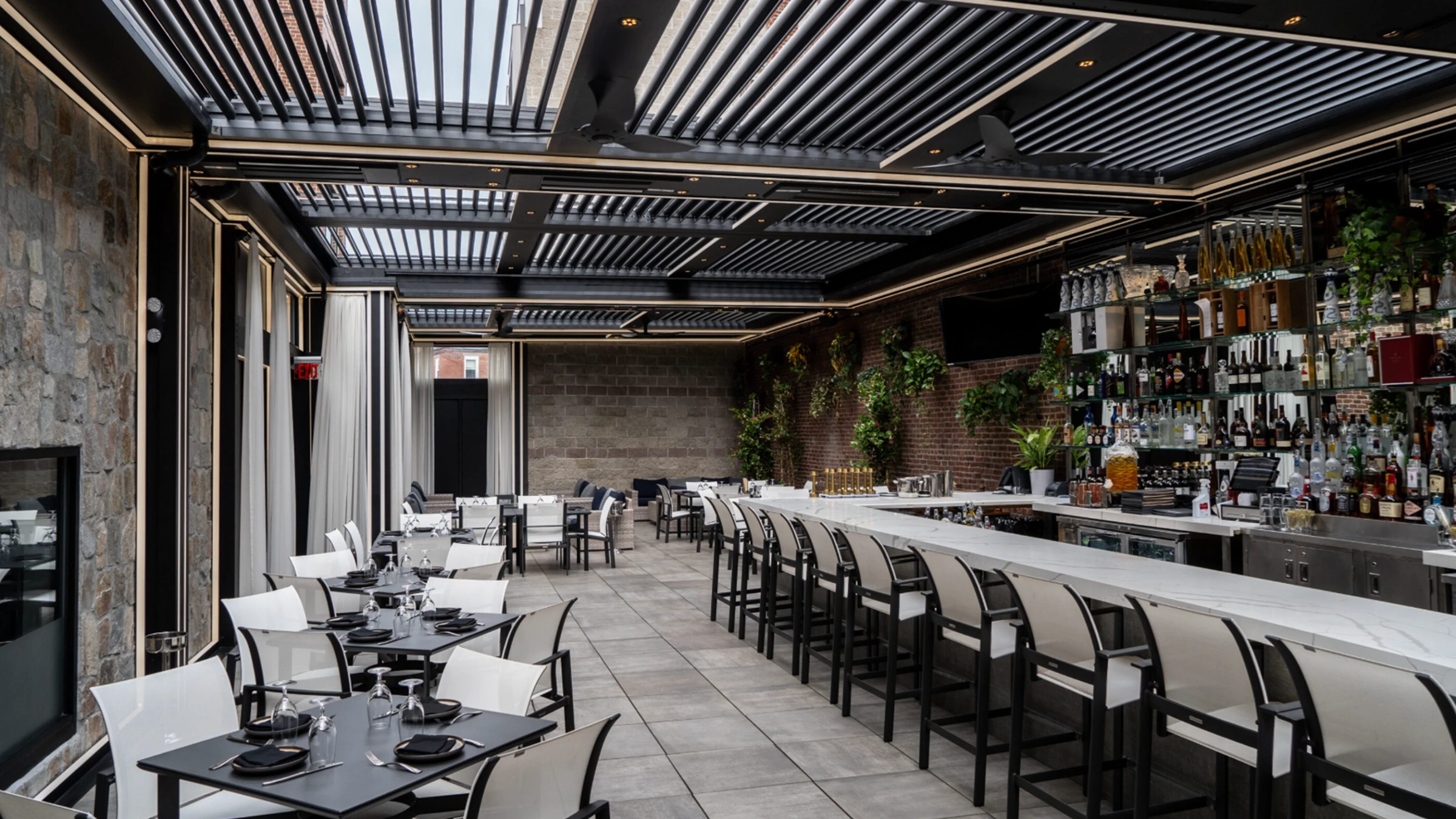 Modern Shade and Style for Rooftop Bar projects modern-shade-and-style-for-rooftop-bar