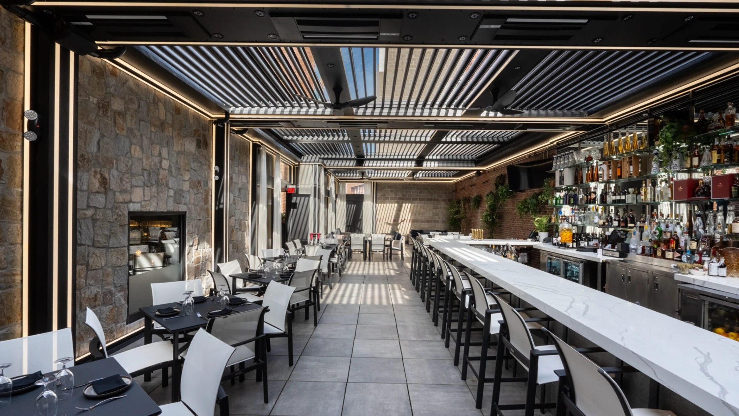 Modern Shade and Style for Rooftop Bar projects modern-shade-and-style-for-rooftop-bar