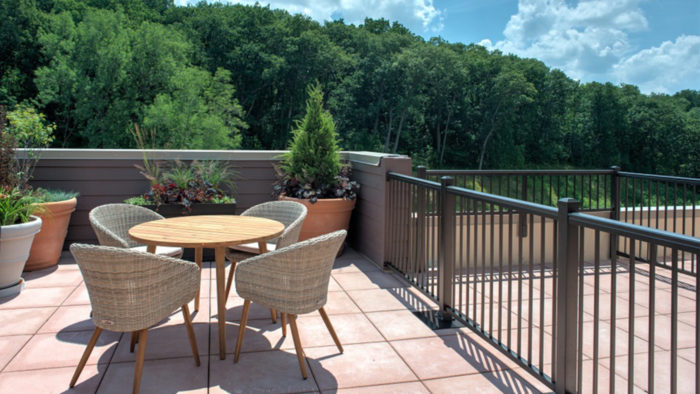 Baluster Railing products railings-systems baluster-railing